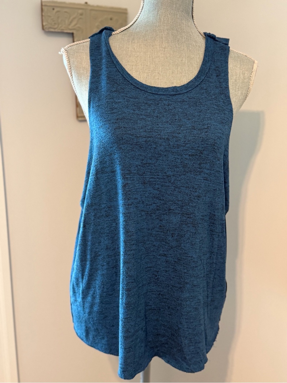 WE THE FREE Sleeveless Raw Edge bohemian grunge beach Tank Top Size L | Blue